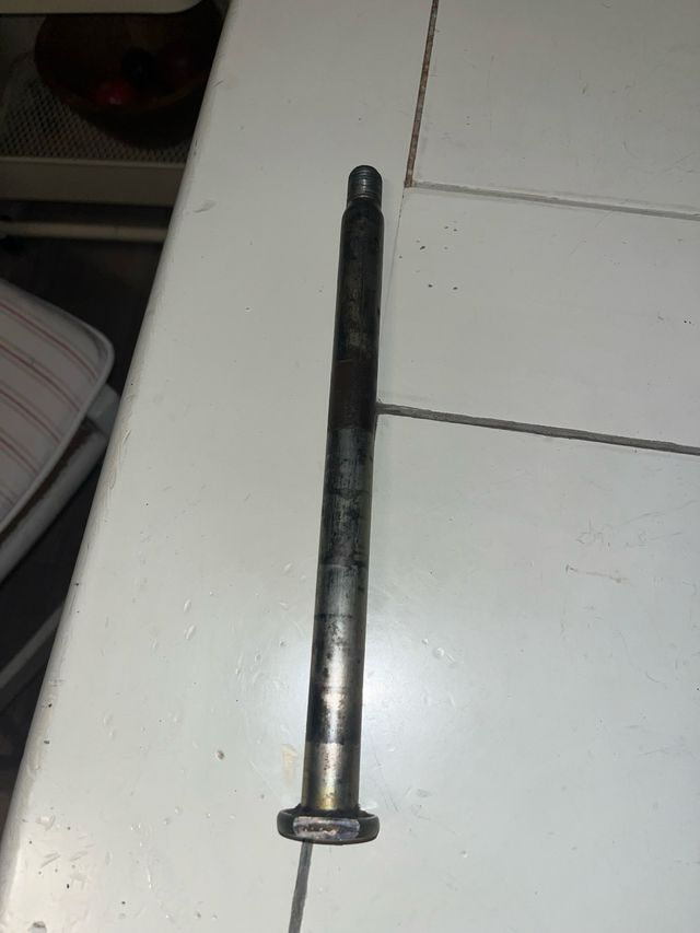 Eje basculante cr 125 2000