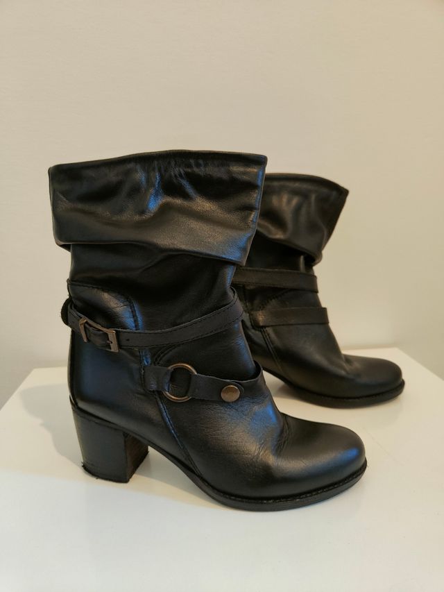 Stivaletti in pelle da donna