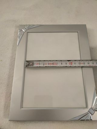 MARCO DE FOTOS PLATEADO.