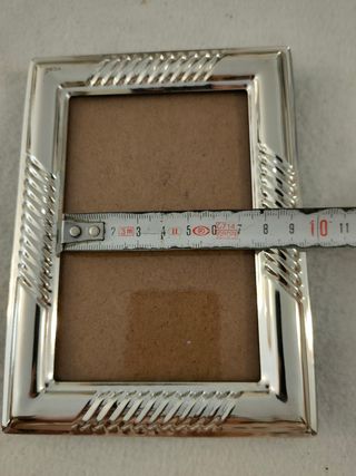 MARCO DE FOTOS PLATEADO.