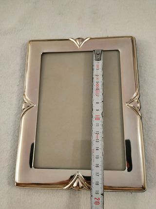 MARCO DE FOTOS PLATEADO.