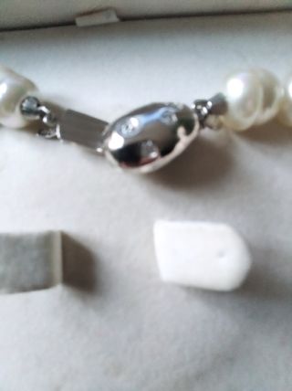 Juego de perlas barrocas, collar y pendientes