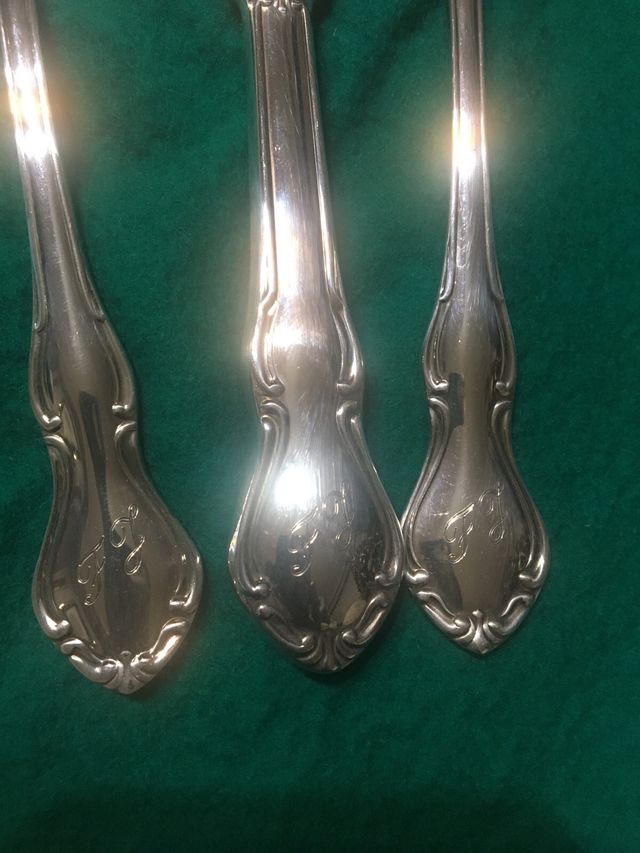 Juego de cubiertos 3 en Alpaca de Meneses 1992