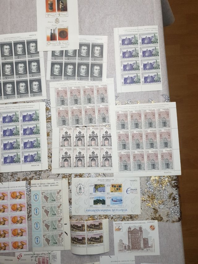 Nuovi fogli di francobolli