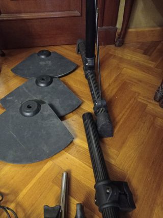 Batería electrónica ALESIS DM5