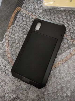 Funda metálica iPhone xs