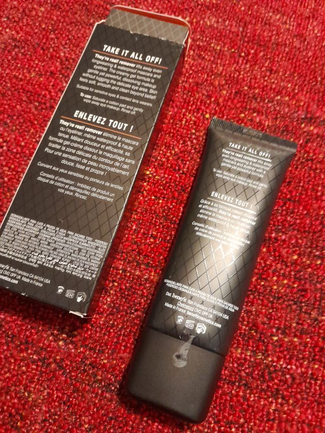 Desmaquillador Benefit REMOVER
