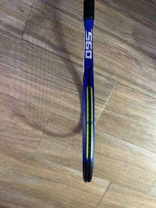 Raqueta tenis a estrenar muy ligera 