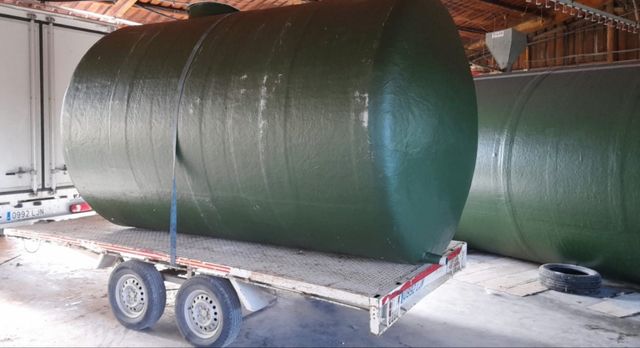 Fabricación de depósitos de poliéster