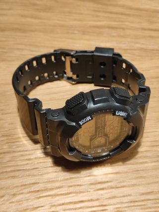 Reloj deportivo nuevo