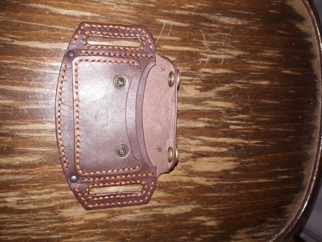 Tarjetero cinturón en cuero