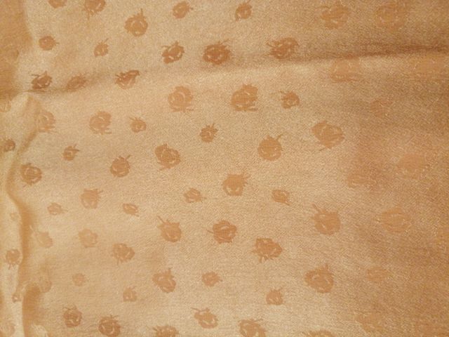 Abito corto.Colore Albicocca .Ottimo stato.Glamour