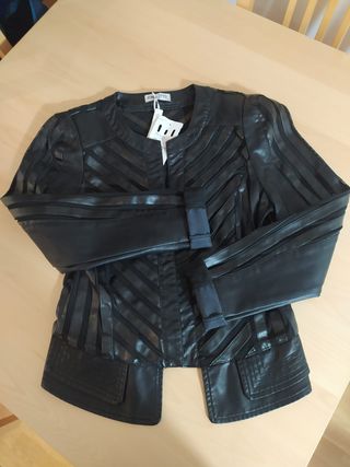 Cazadora de polipiel para mujer