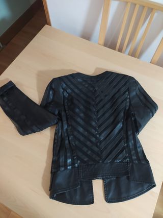 Cazadora de polipiel para mujer