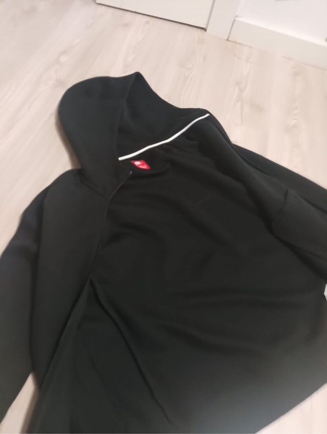 Chaqueta nike tech