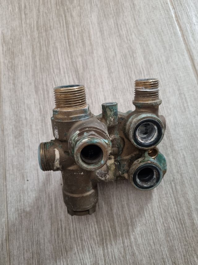 Valvula 3 vias biasi