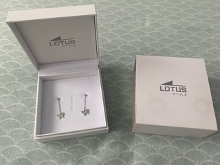 Pendientes Lotus