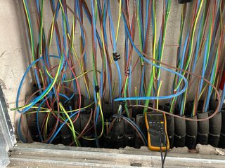 Electricista autorizado-Instalaciones, boletines