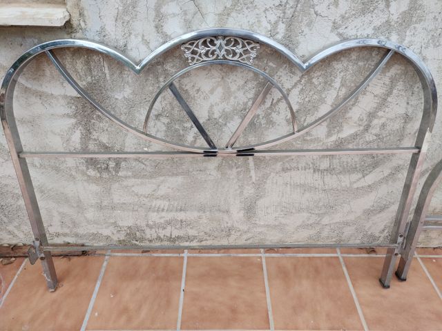 Testiera e pediera in nichel