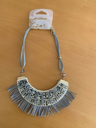Collar estilo etnico. para regalo