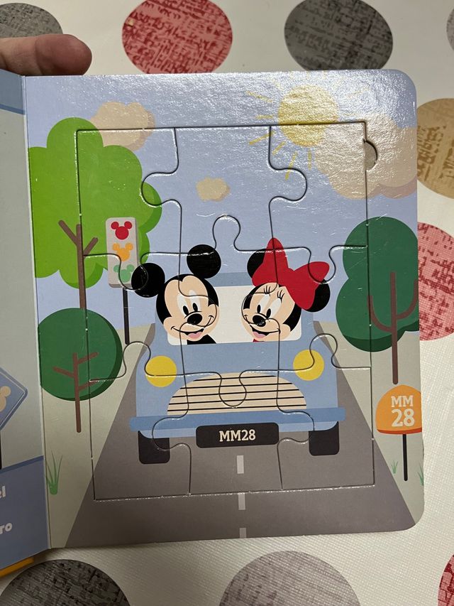Libro puzzle Mickey Mouse