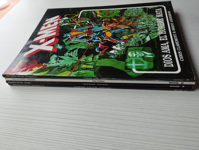 Novelas Gráficas Forum. Lote 1