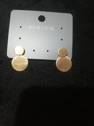 brincos Parfois nunca usados