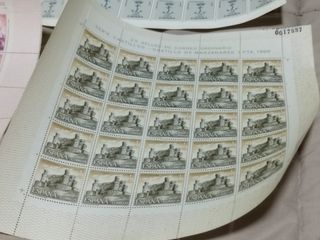 Pliegos con sellos nuevos de España