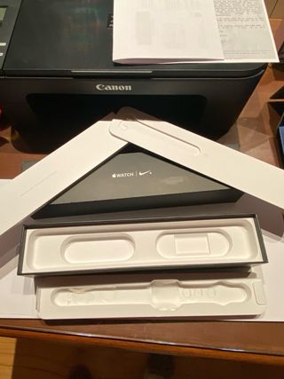 Caja vacia Apple Watch Nike