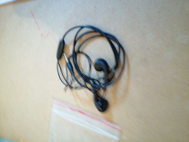 Auricolare originale Lg. Nero. Nuovo. 