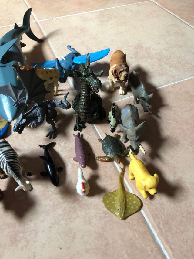 Diferentes figuras de nimales