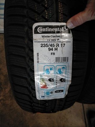 Neumáticos Continental WinterContact 235/45/17