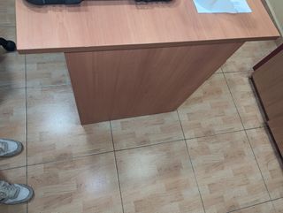 Escritorio de oficina en L