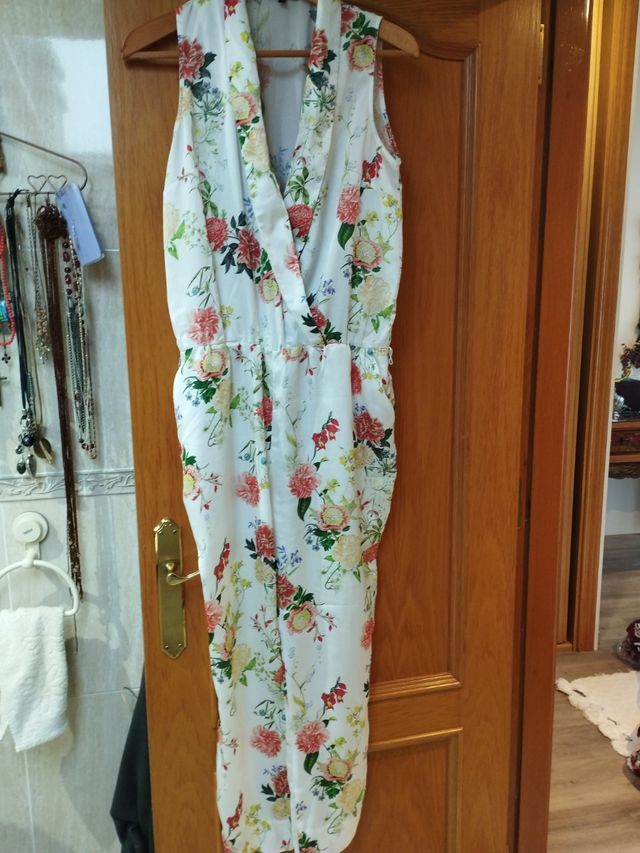 Tuta mono a fiori estivi con tasche