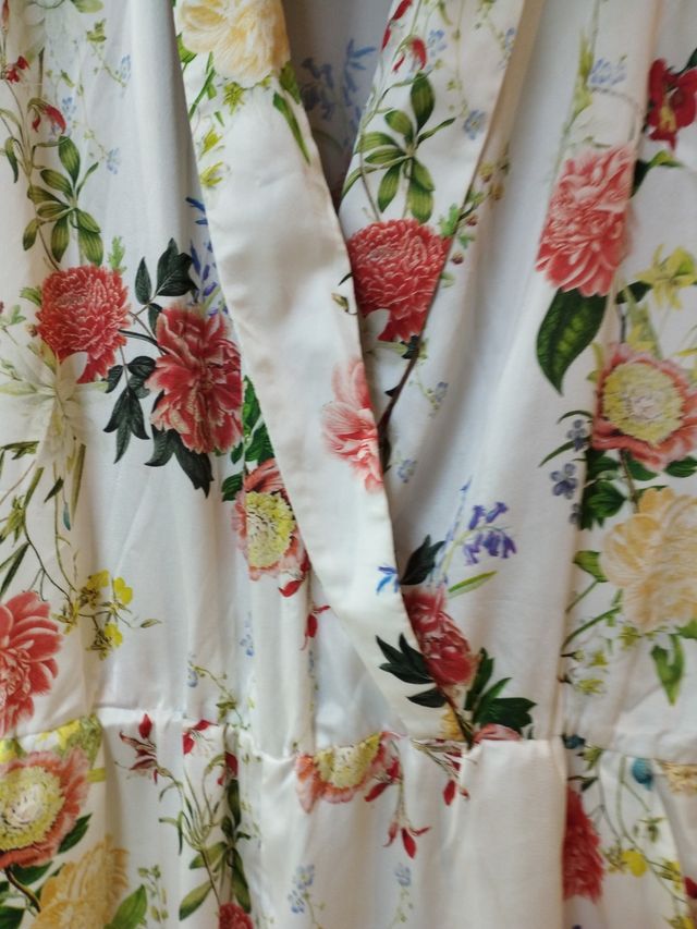 Tuta mono a fiori estivi con tasche