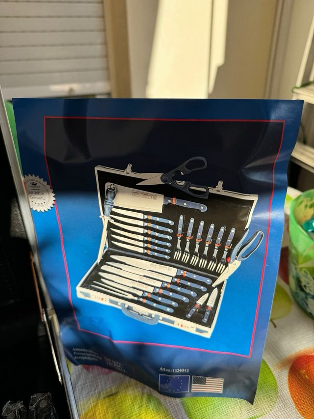 JUEGO DE CUCHILLOS PROFESIONALES