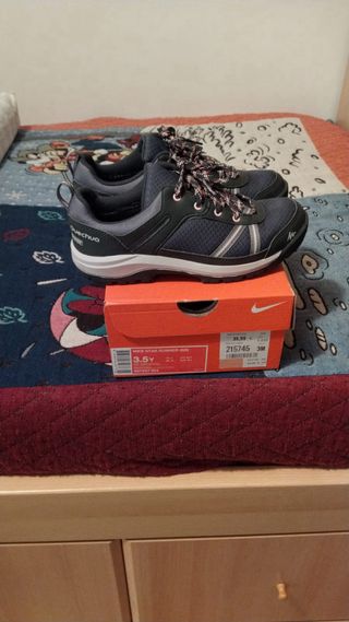 Zapatillas Quechua montaña y trekking mujer