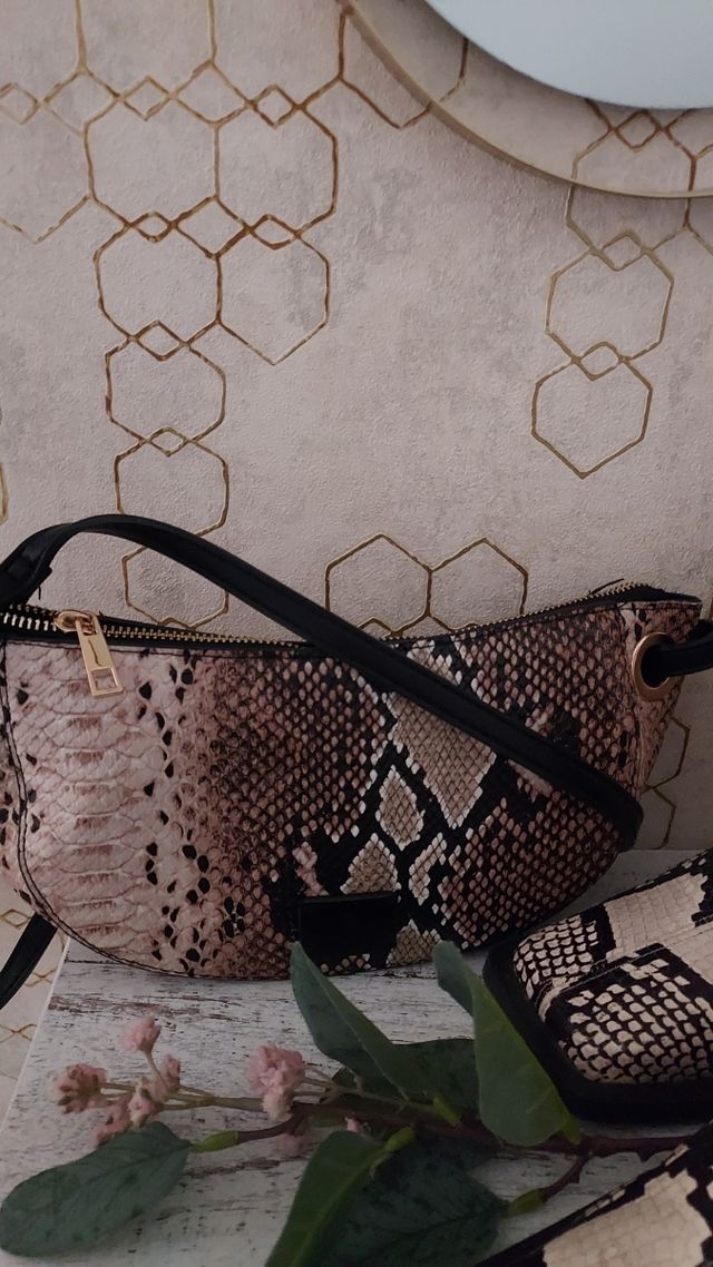 Conjunto Botas de piel y bolso. hoy!!!