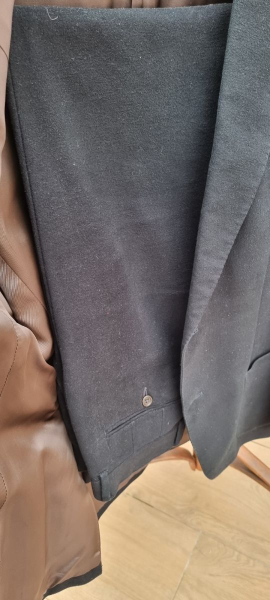 Traje Negro Invierno Purificación Garcia