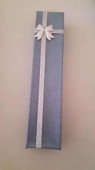 Caja de regalo para pulsera, cadena o reloj 