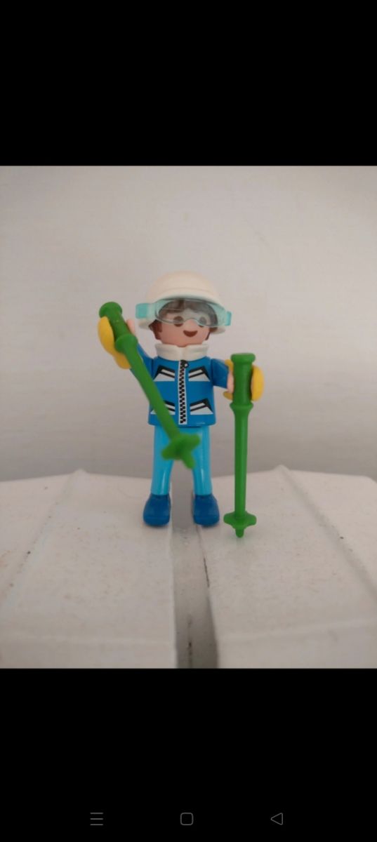 Playmobil niño esquiador