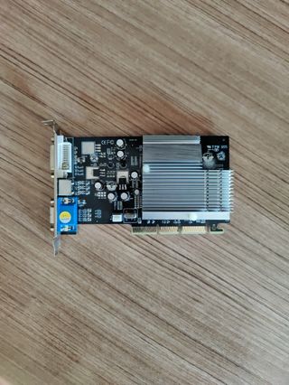 TARJETA GRÁFICA RETRO ATI RADEON 9250 PRO 128 BITS