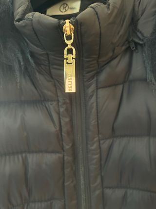 Parka de plumas y pelo sintetico, nueva 
