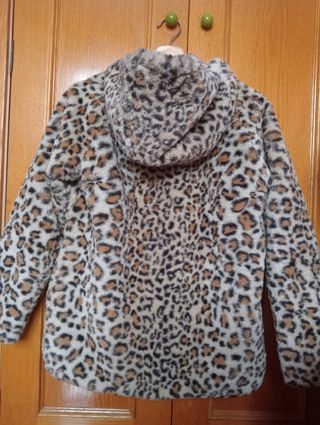 Abrigo de pelo de leopardo