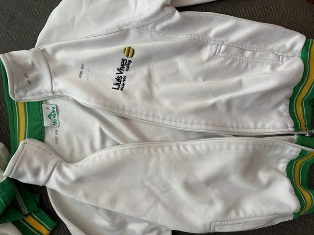 Uniforme Colegio Luis Vives Palma (ultimas piezas)