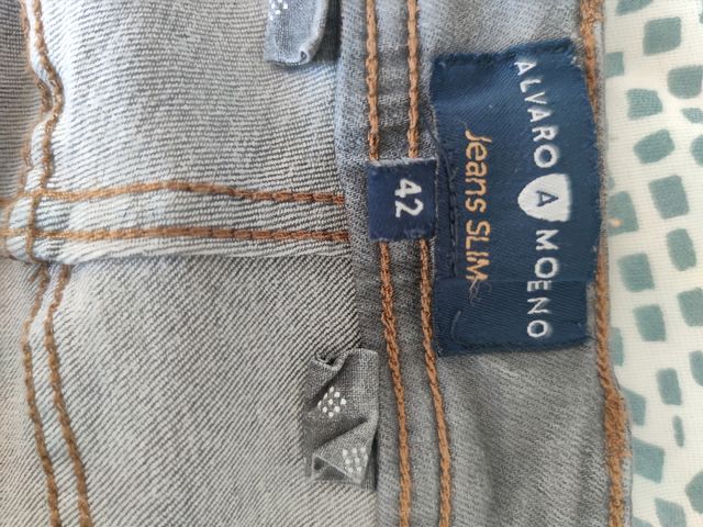 Pantalón vaquero slim Álvaro Moreno 