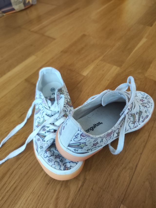 Zapatillas conguitos arcoiris 34