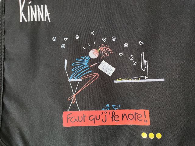 Bolsa ordenador y cartuchera.