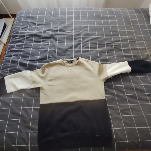 Crewneck tricolor