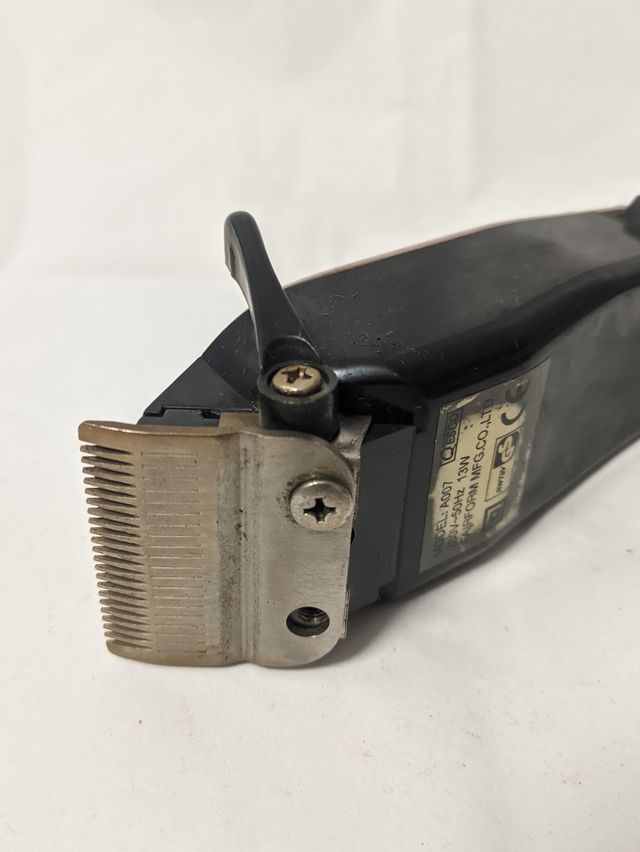 Maquinilla cortapelo antigua